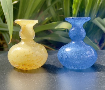 Miniatyrer färgad glas Kosta Boda