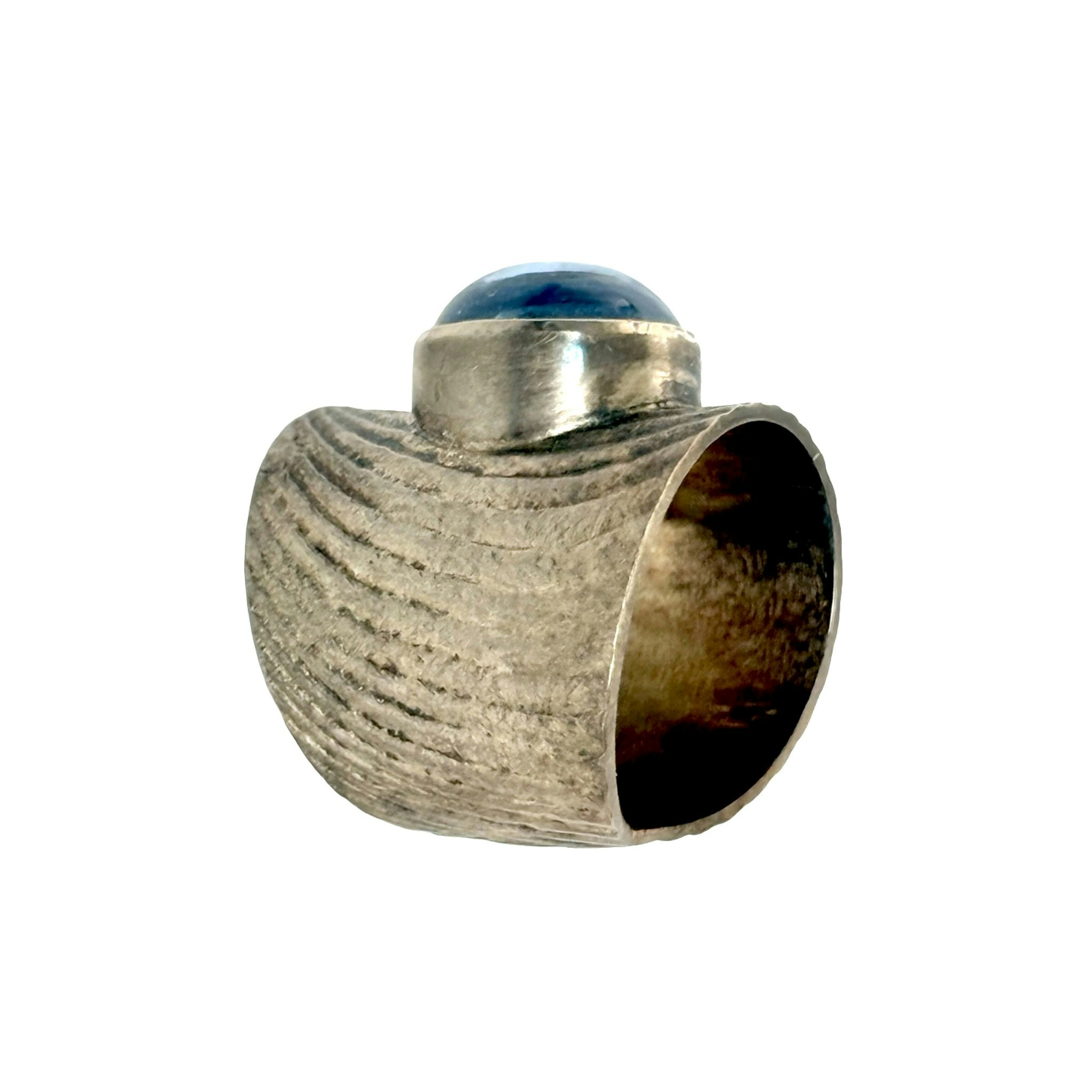 Vintage silver ring med cabochonslipad blå sten