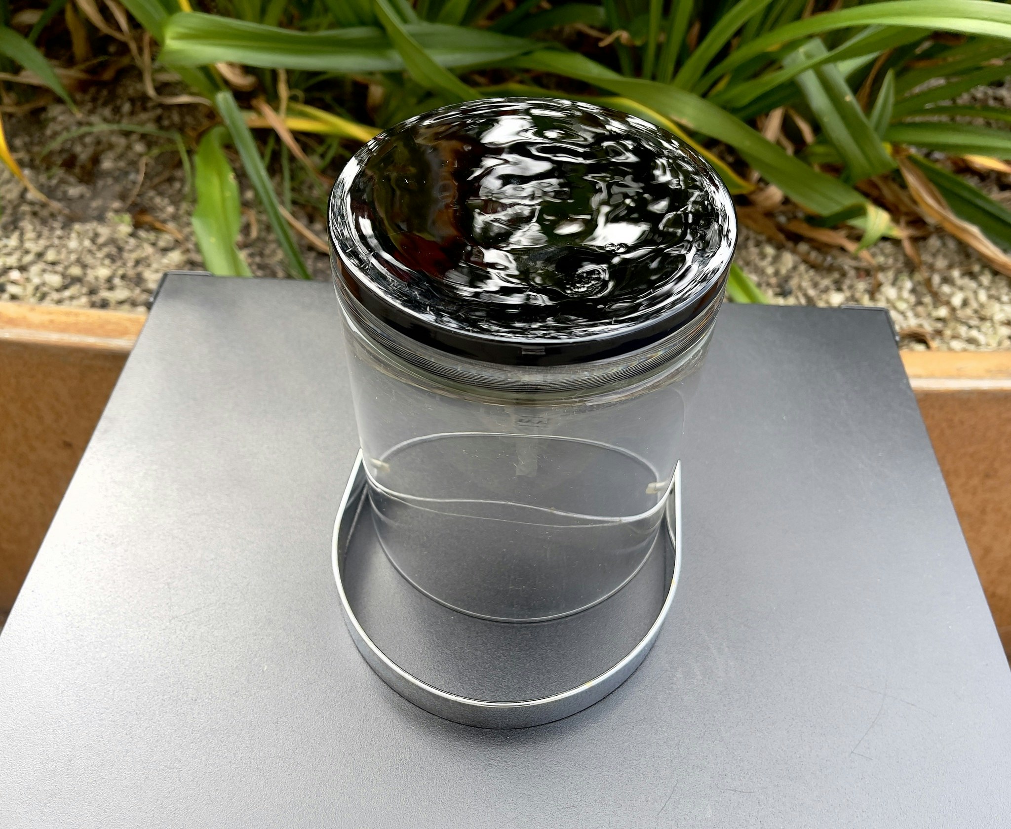 Ishink - IVV Selezione rökgrått munblåst glas, Italien