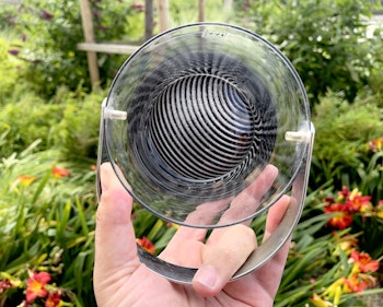 Ishink - IVV Selezione rökgrått munblåst glas, Italien
