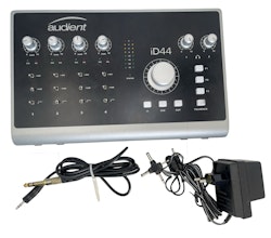 Audient ID44 USB Ljudgränssnitt