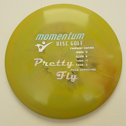 camo couloured pretty fly disc from momentum disc golf