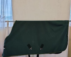 Grönt fleecetäcke 105 cm Mustang