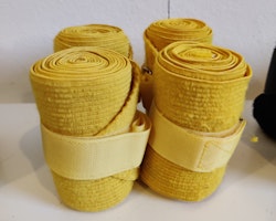 4 gula elastiska lindor