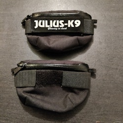 Två små väskor Julius K9