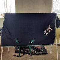 Blått stalltäcke 145 cm ca 300 g