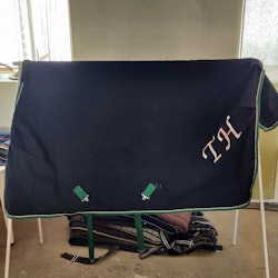 Blått stalltäcke 145 cm ca 300 g
