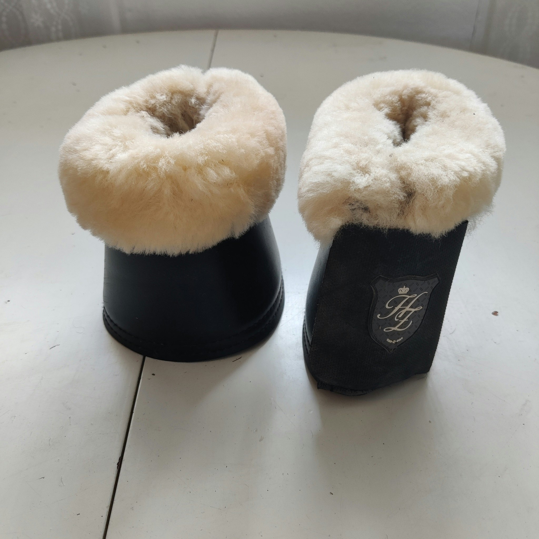 Boots med ludd MEDIUM (par)