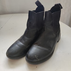 Svarta jodphurs strl 37 CRW