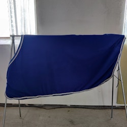 Blått fleecetäcke 135 cm