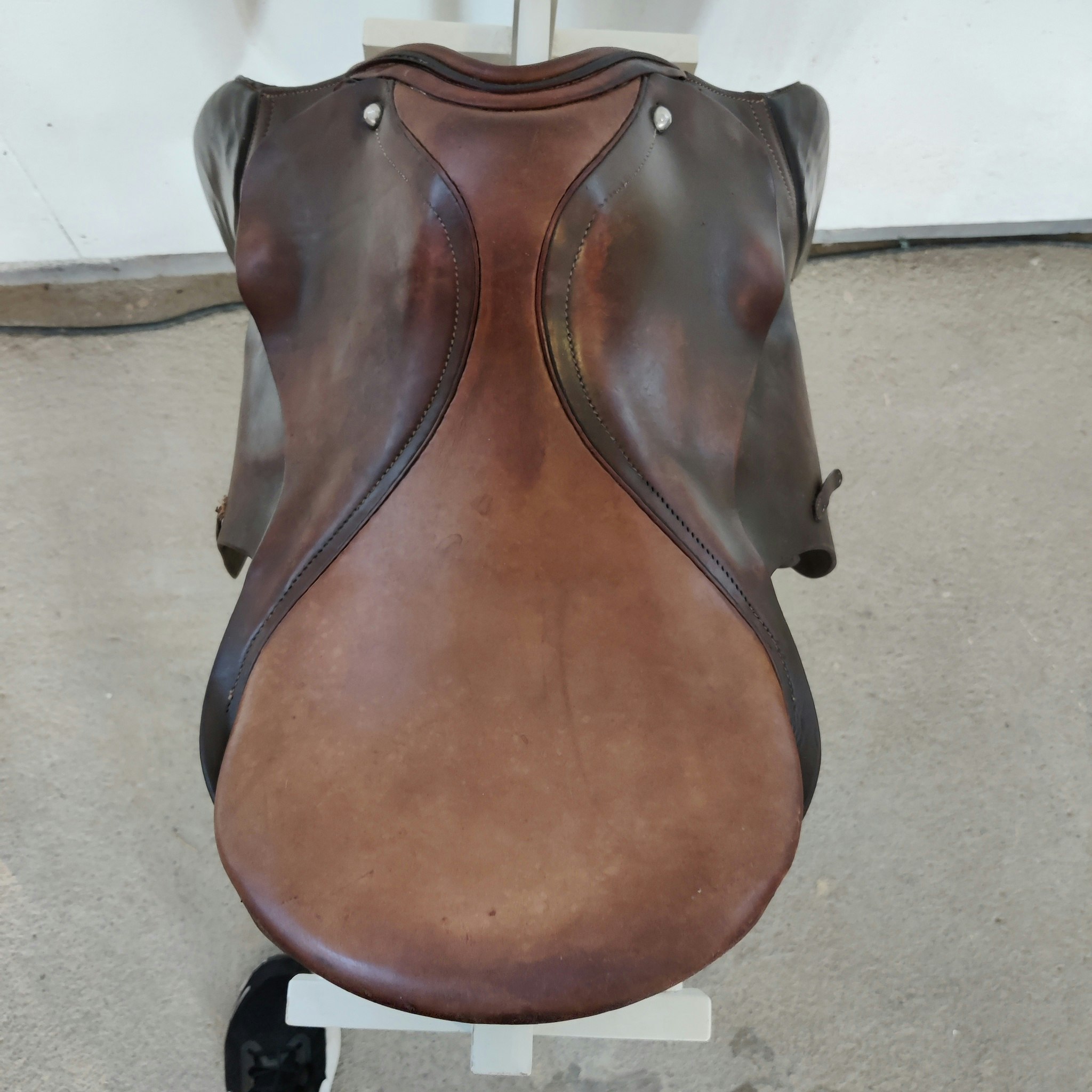 Brun allroundsadel 16 tum vid bom Scanhorse Diana
