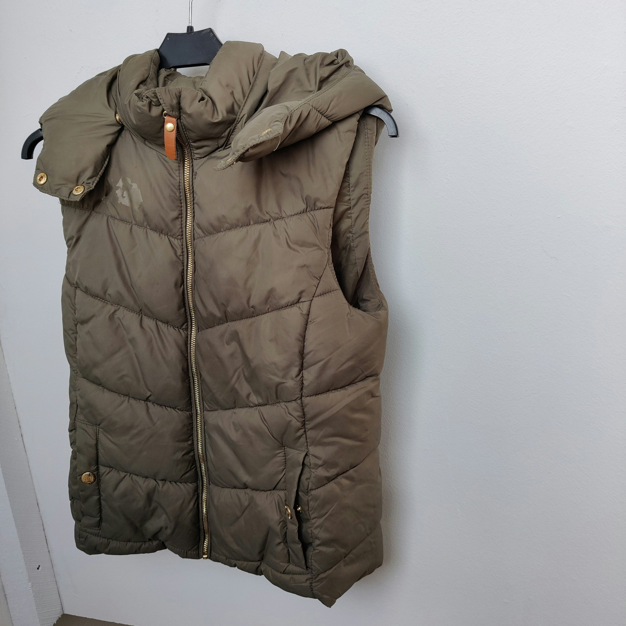 Grön fluffig väst 146/154
