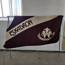 Brunt tjockt fleecetäcke 125 cm Eskadron