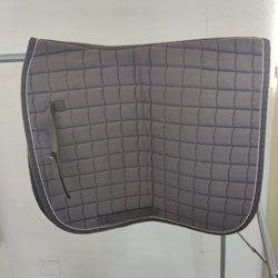 Grått dressyrschabrak FULL