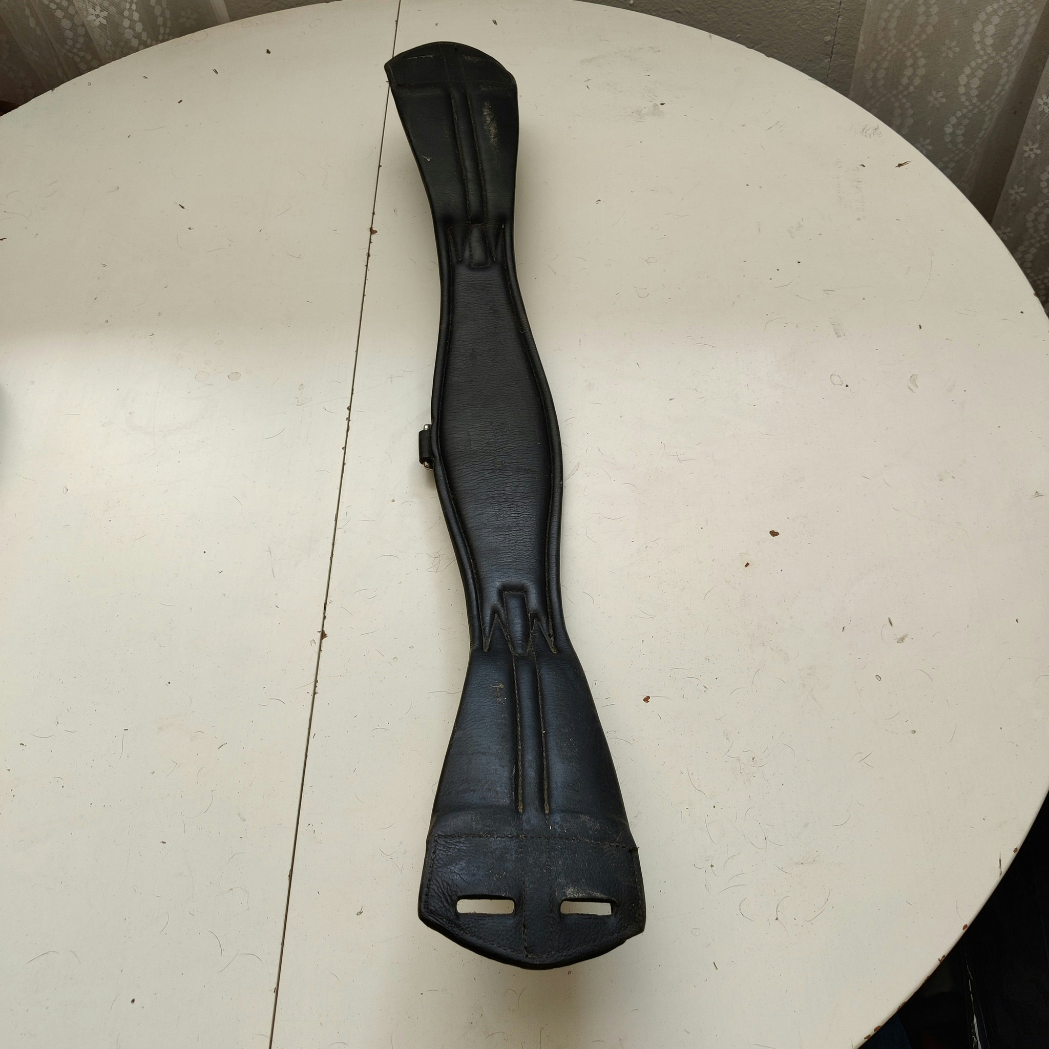 Svart sadelgjord 65 cm