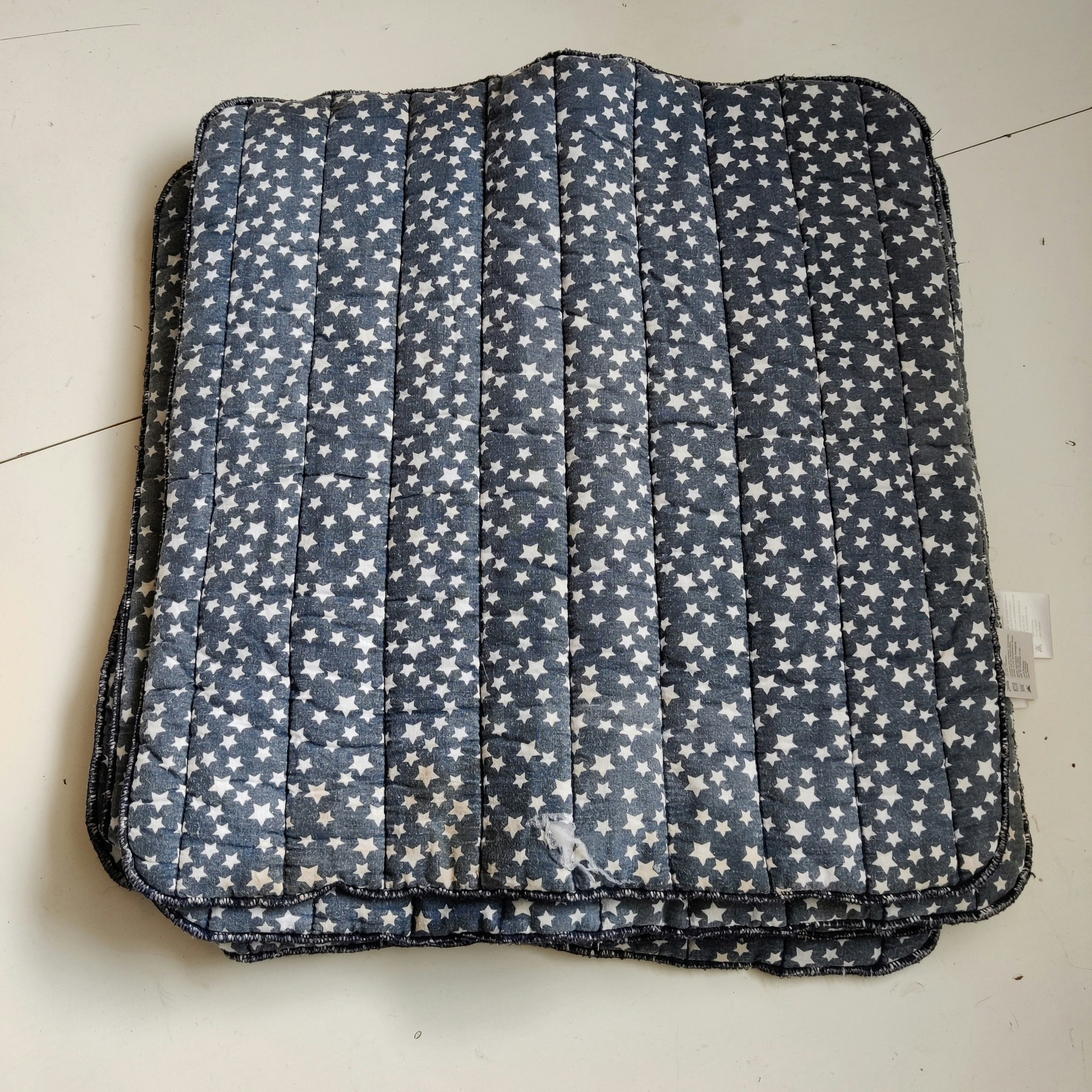 4 paddar 43 x 45 cm