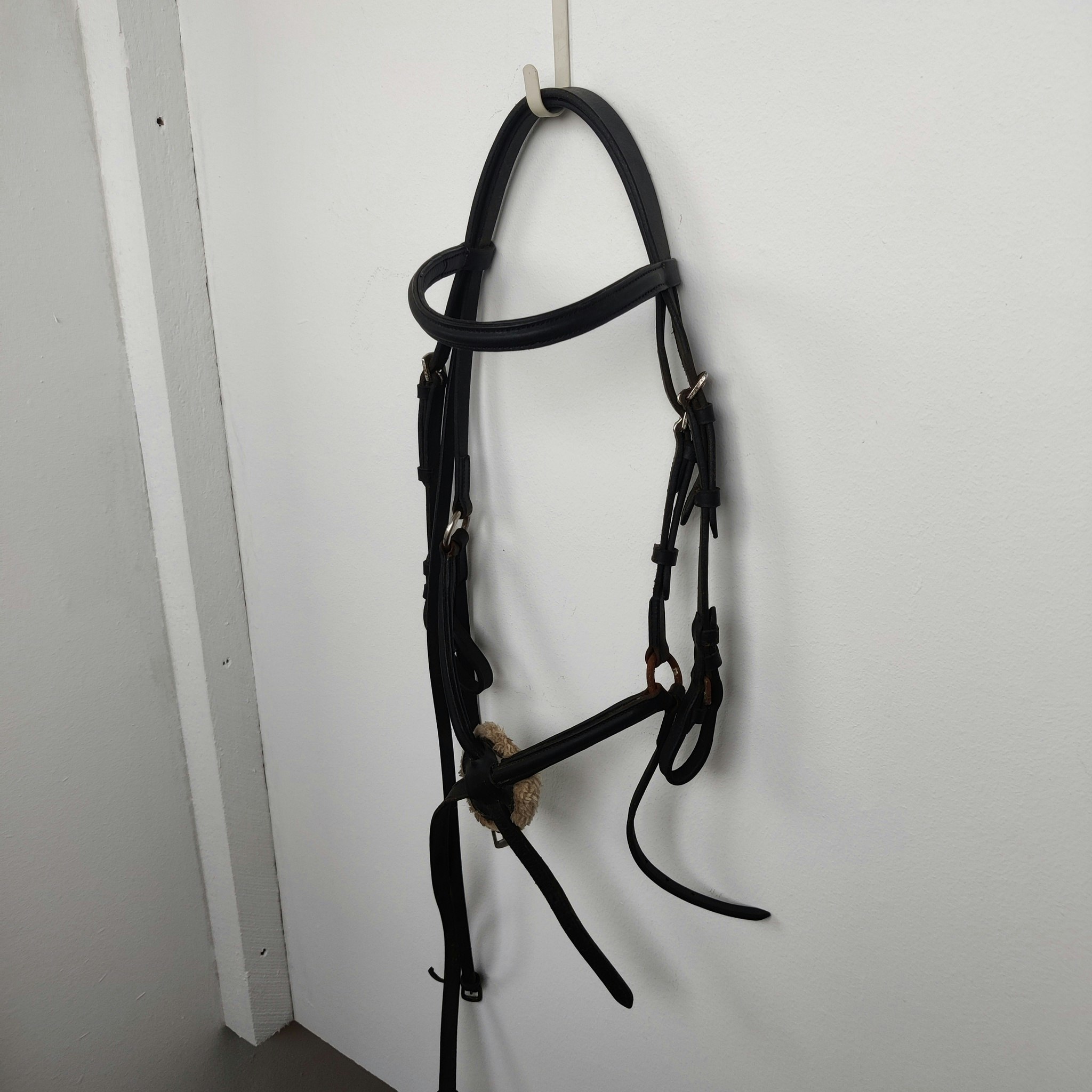 Svart träns med pullarnosgrimma PONNY