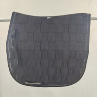 Svart dressyrschabrak JH Collection COB