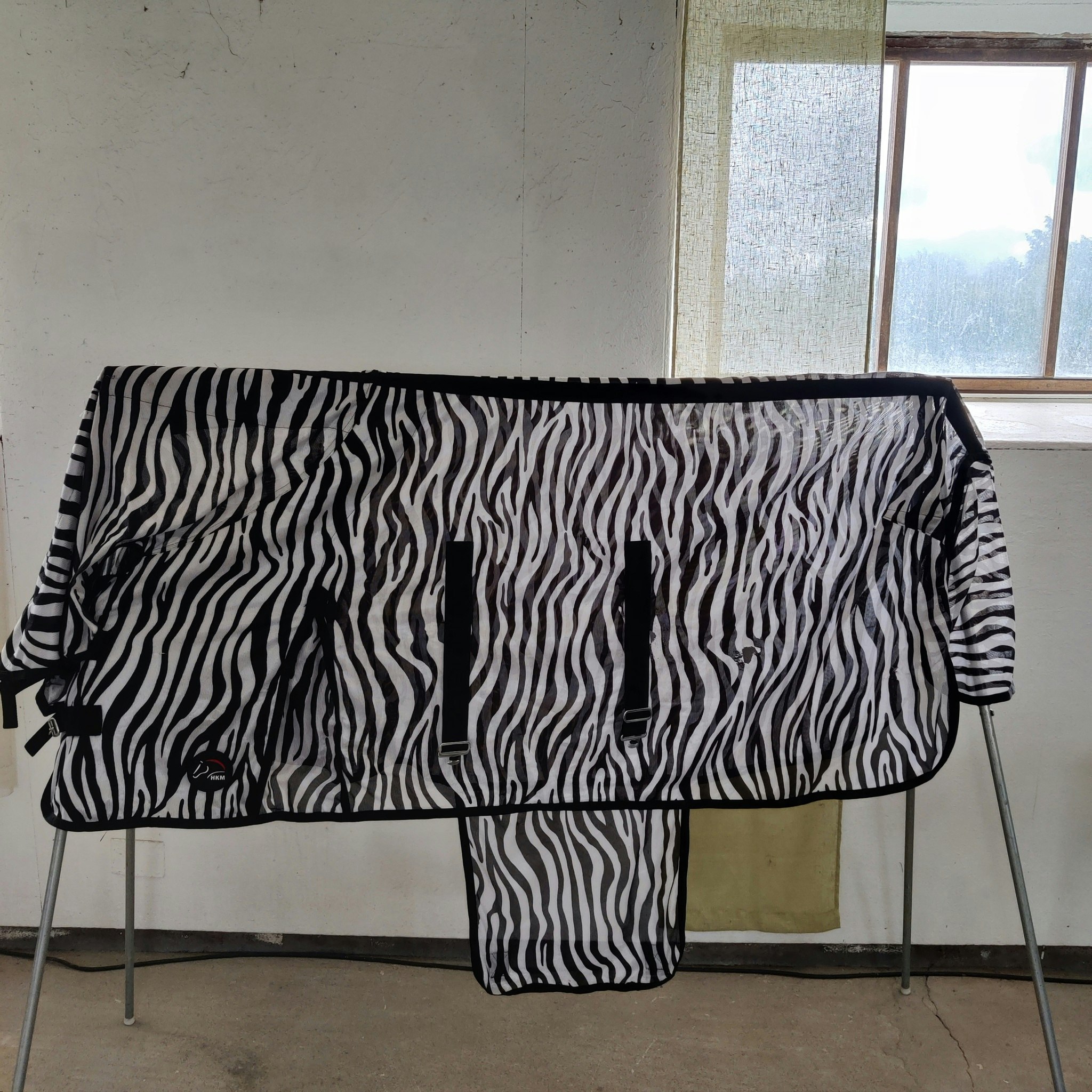 Zebrarandigt flugtäcke 125 cm HKM