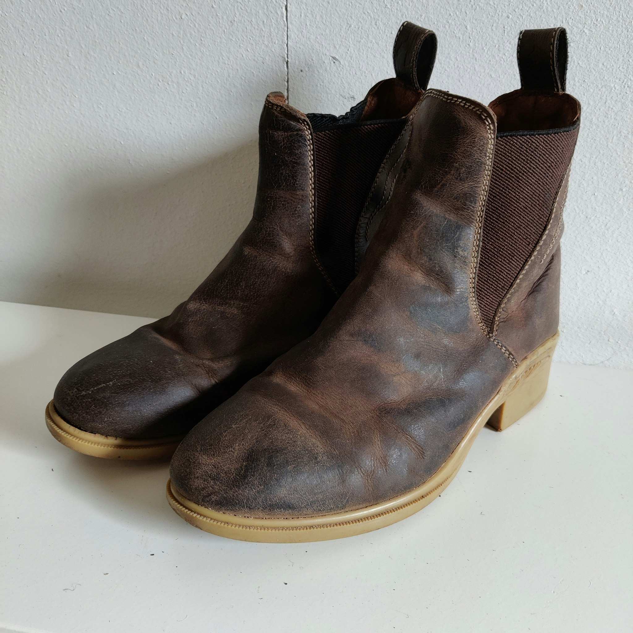 Bruna jodphurs storlek 37