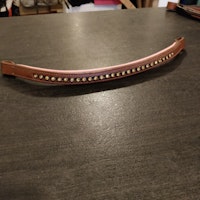 Brunt pannband med rosa foder och bling 37 cm