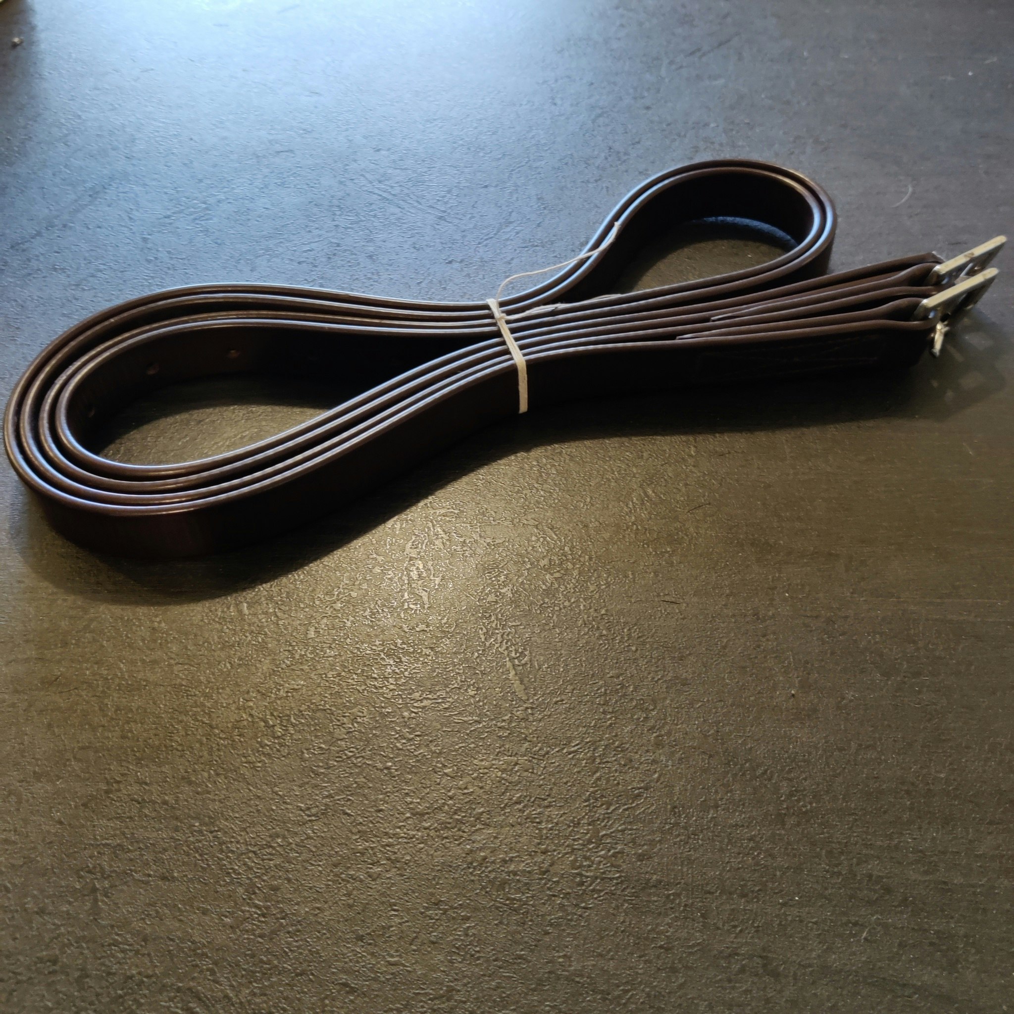 Bruna stigläder nylon/syntet 150 cm