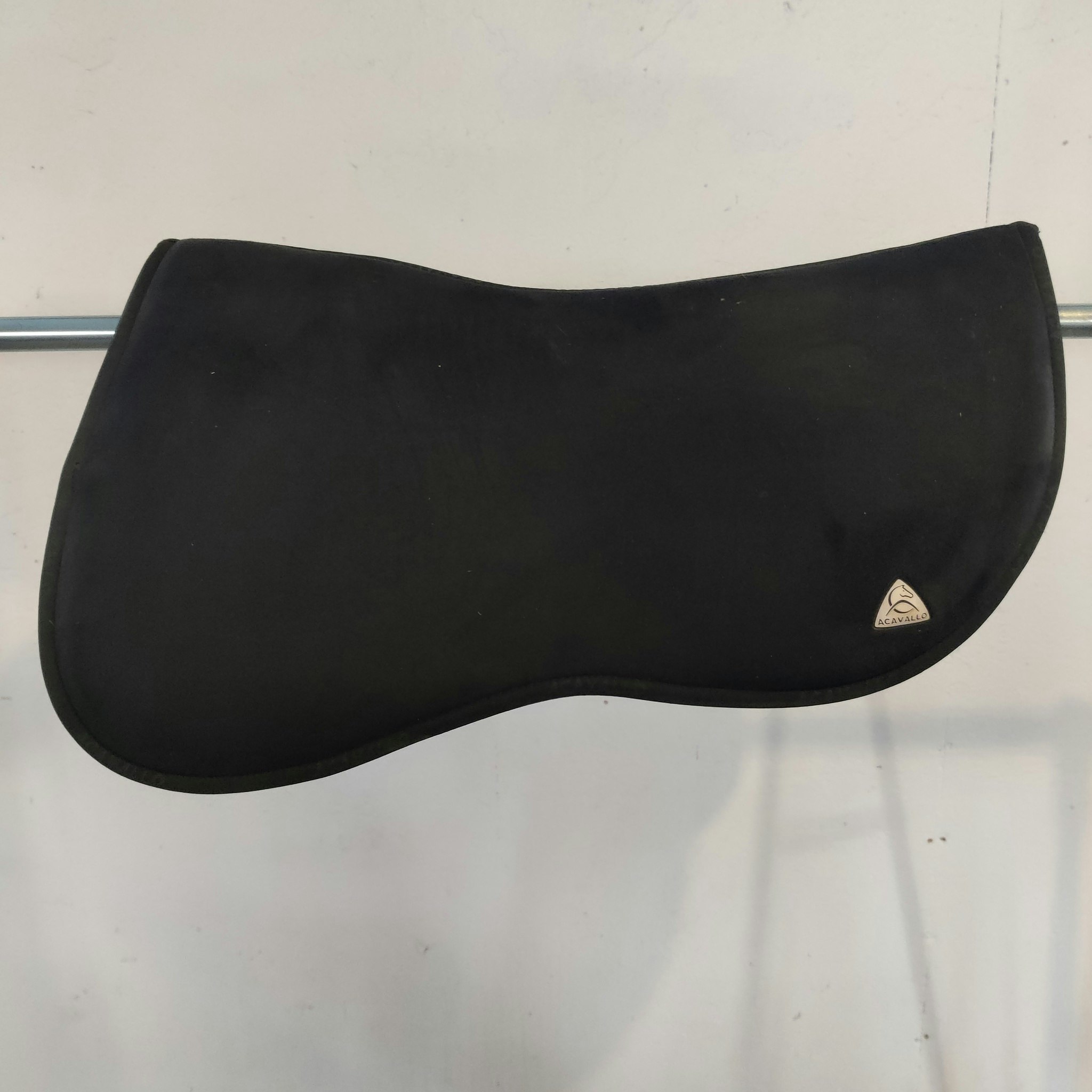 Svart padd memoryfoam Acavallo FULL
