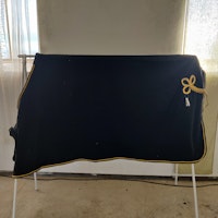 Svart tunt ulltäcke 155 cm