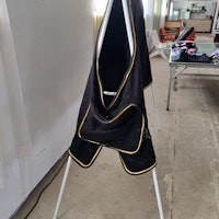 Svart tunt ulltäcke 155 cm