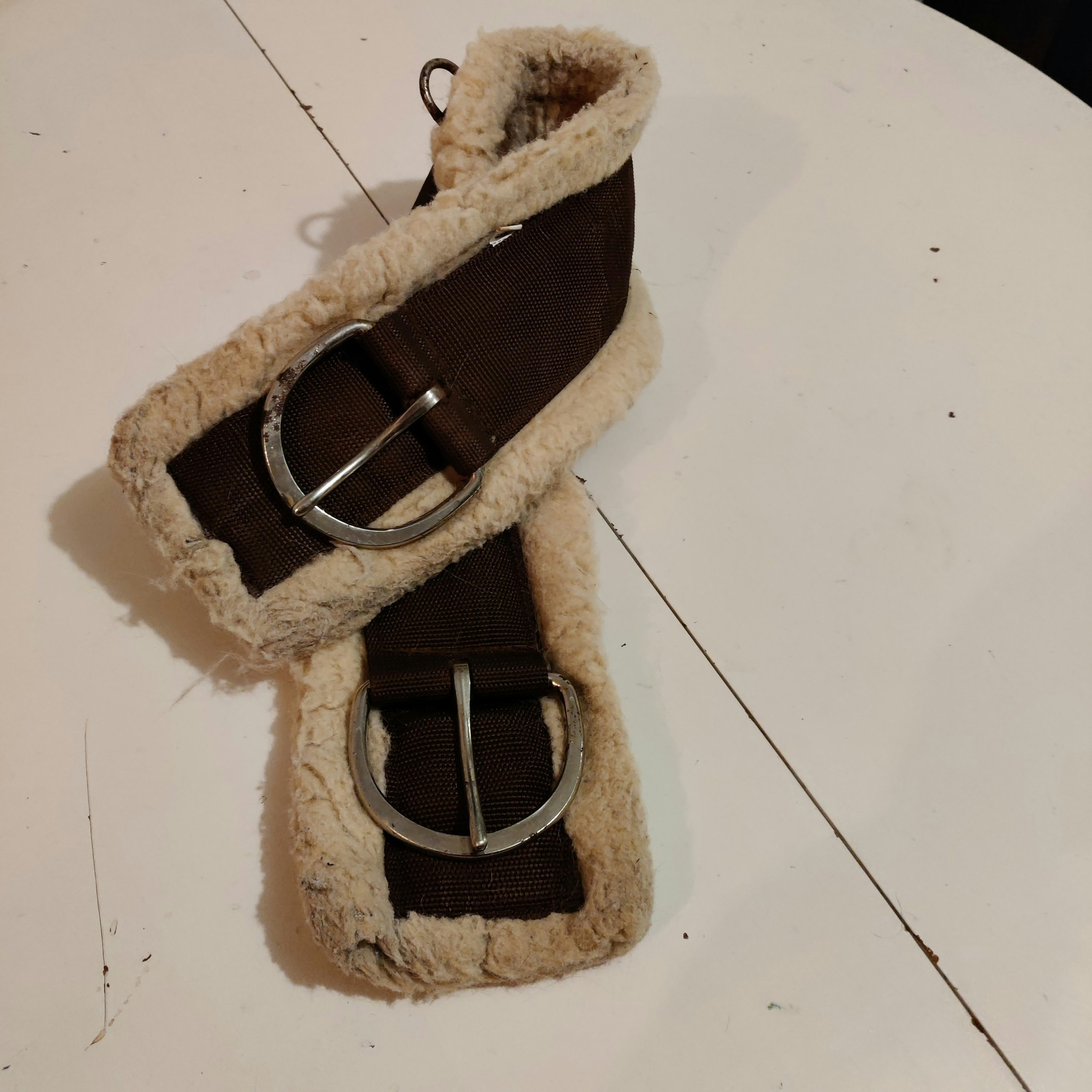 Brun westerngjord med ludd 32 tum/80 cm