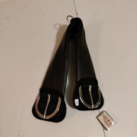 Svart westerngjord med neopren 30 tum/75 cm