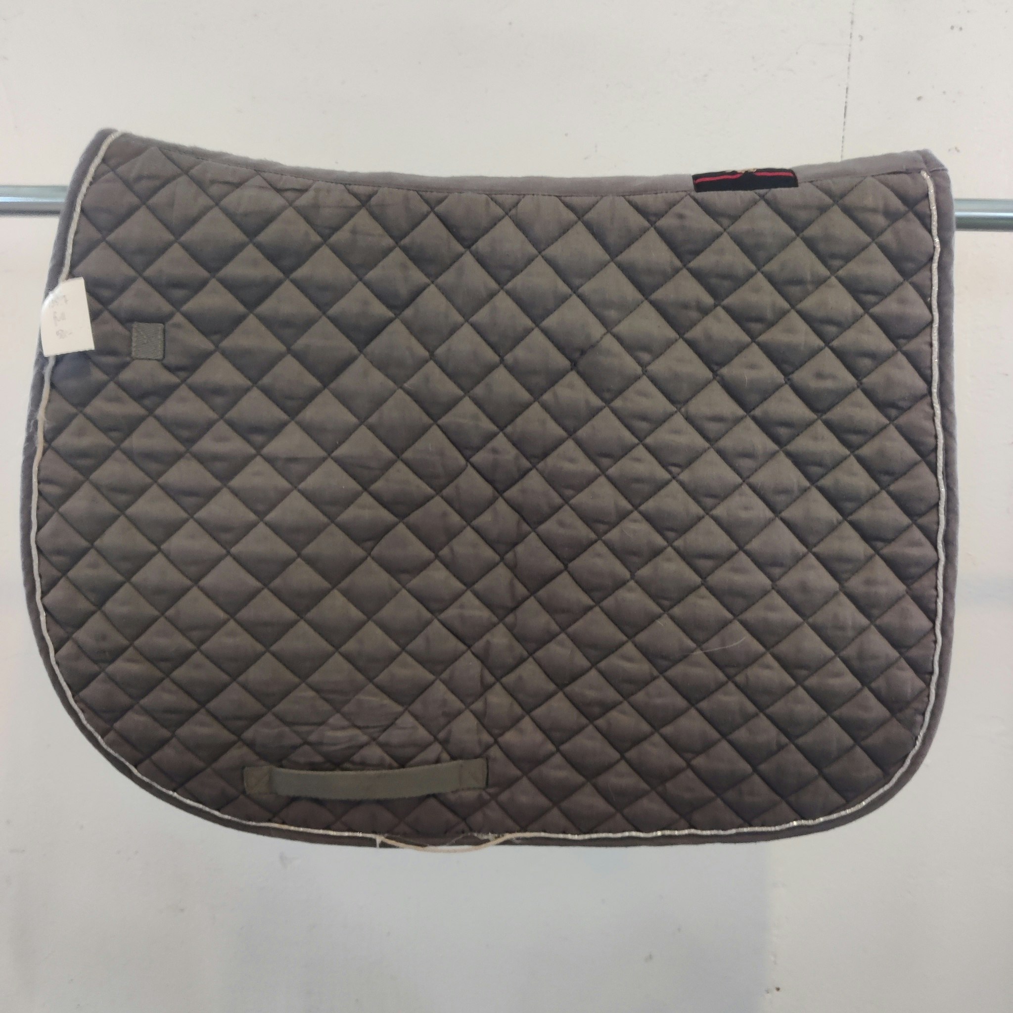 Grått dressyrschabrak  FULL
