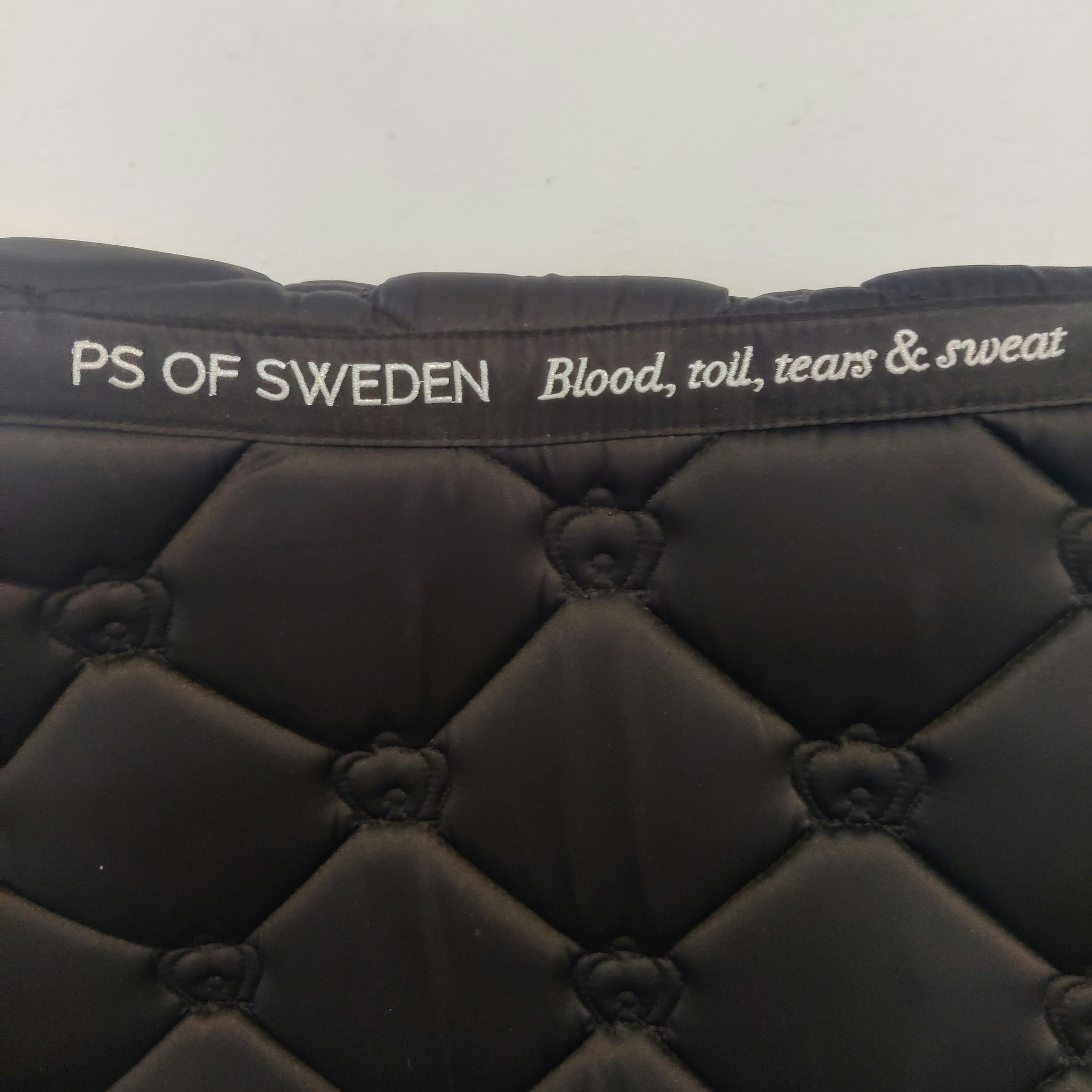 Svart schabrak PS of Sweden COB