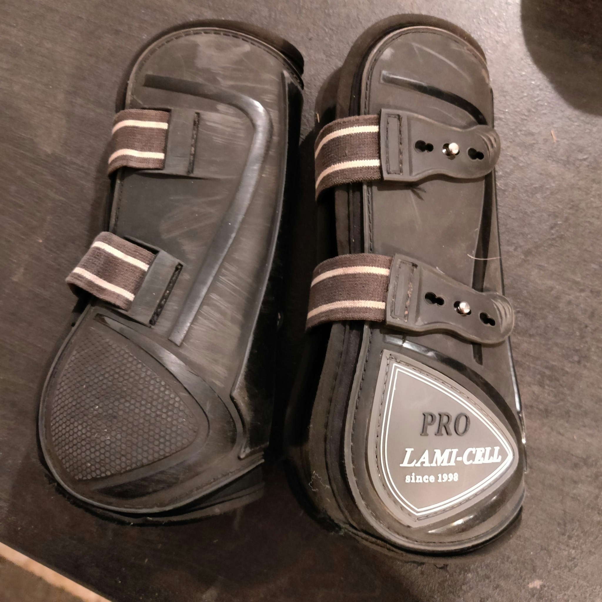 Svarta senskydd Lami-Cell Pro FULL
