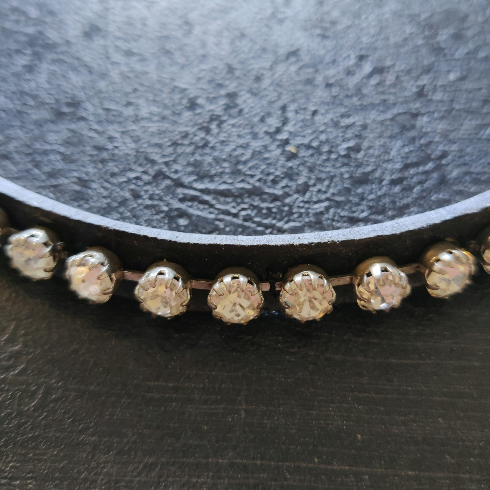Svart pannband med bling Horze 46 cm