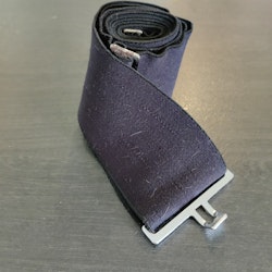 Svart elastisk täckgjord