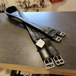 Svart sadelgjord 135 cm