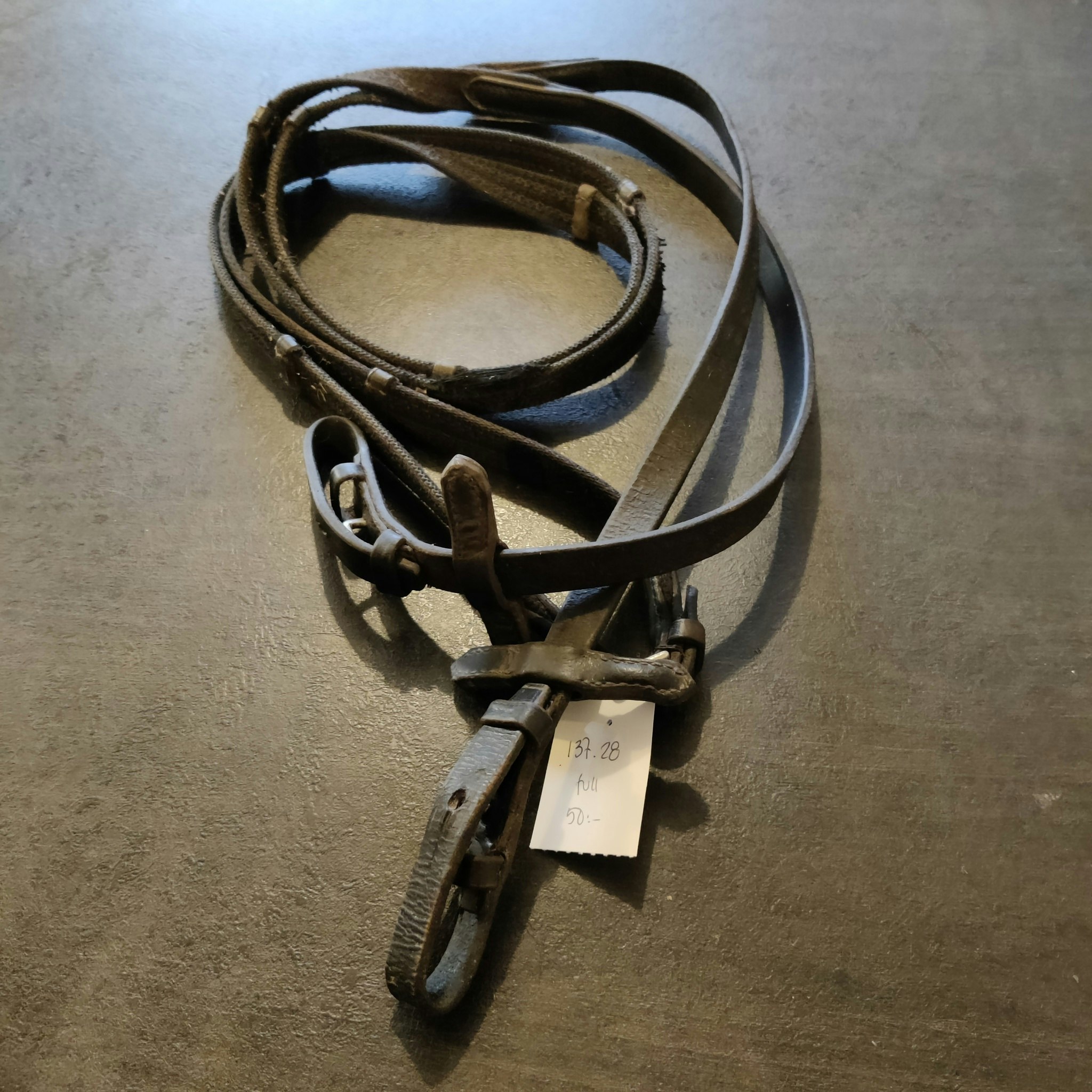 Svarta tyglar med grip FULL