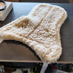 Sadelpadd "fuskfårskinn" PONNY