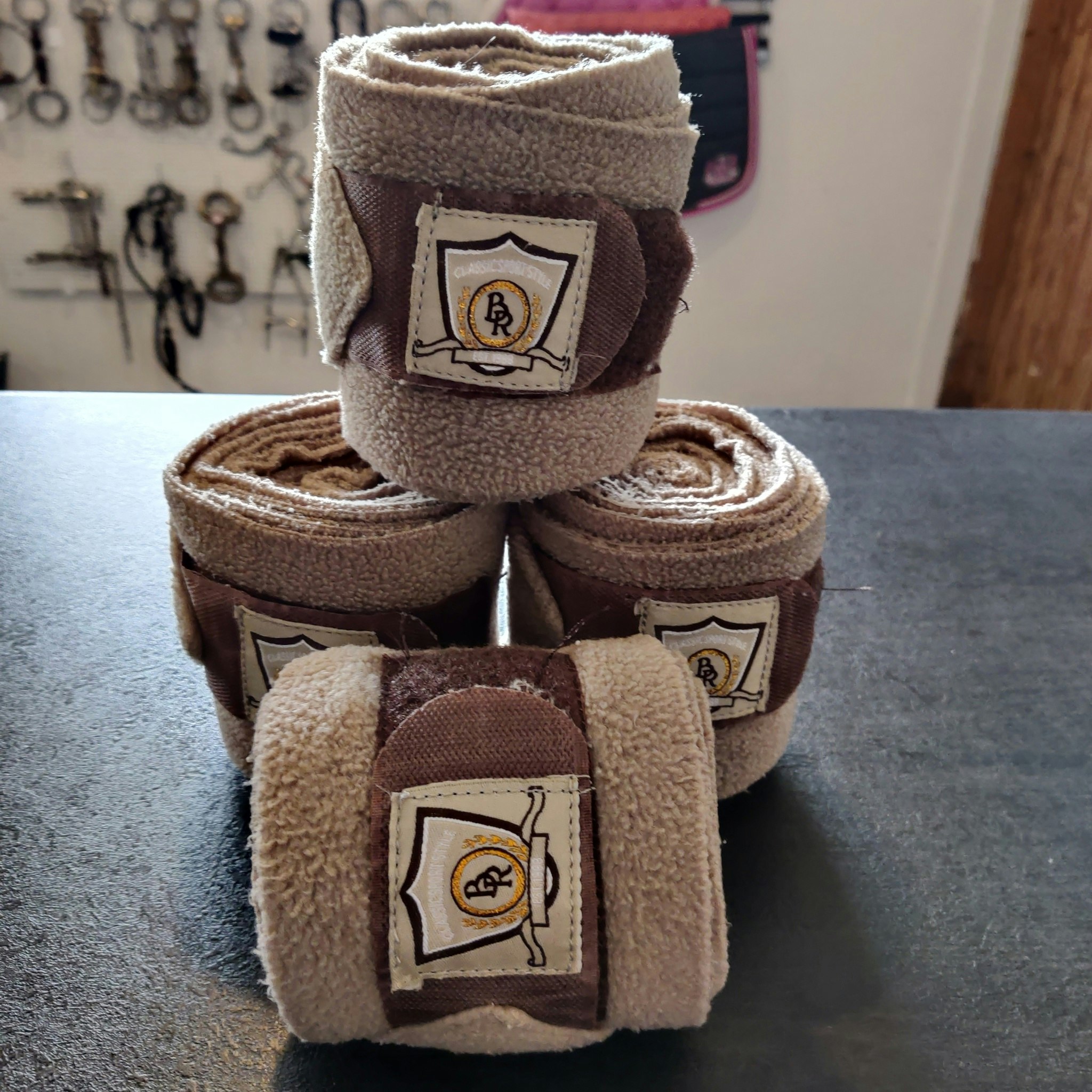 4 ljusbruna fleecelindor
