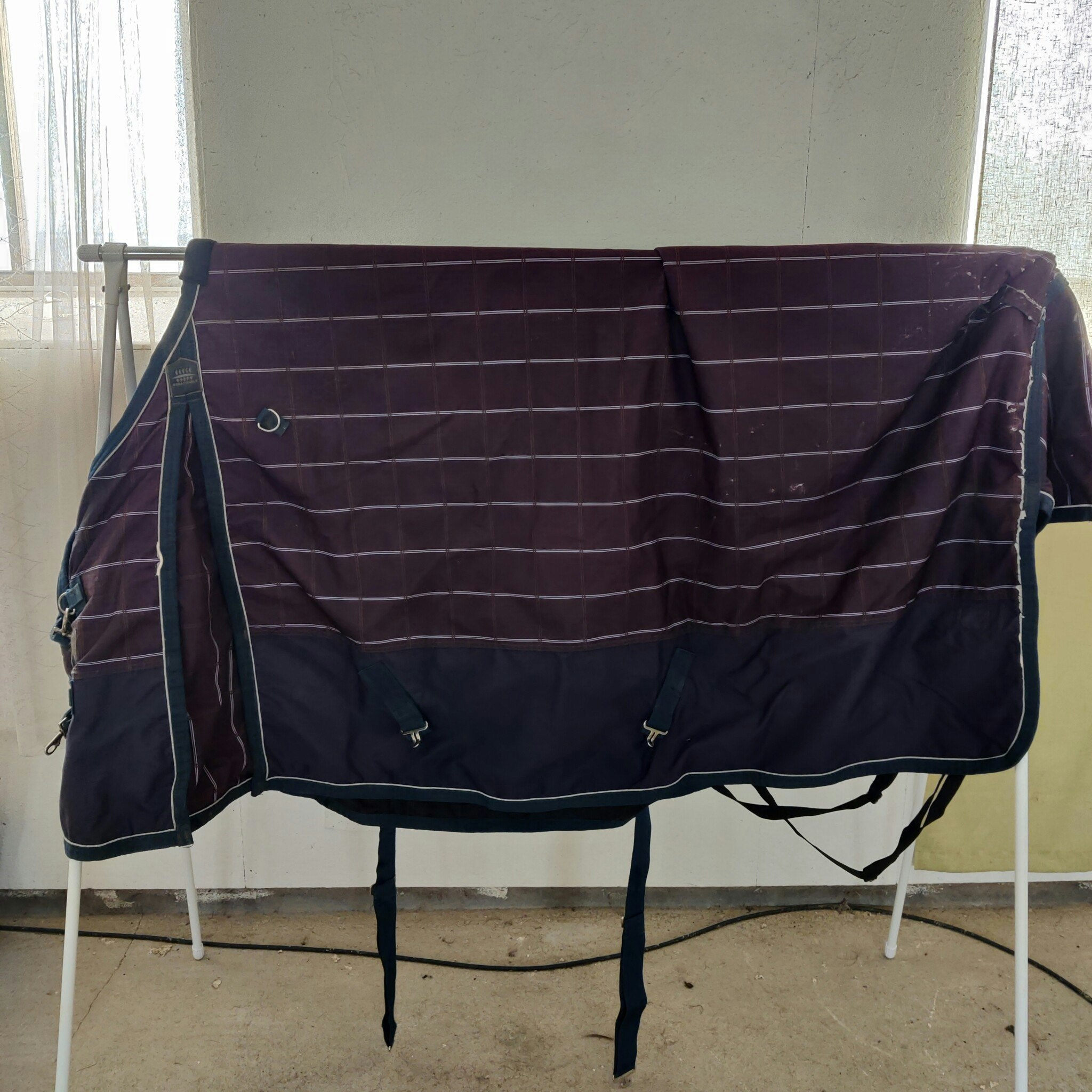 Rutigt regntäcke 145 cm ca 100 g