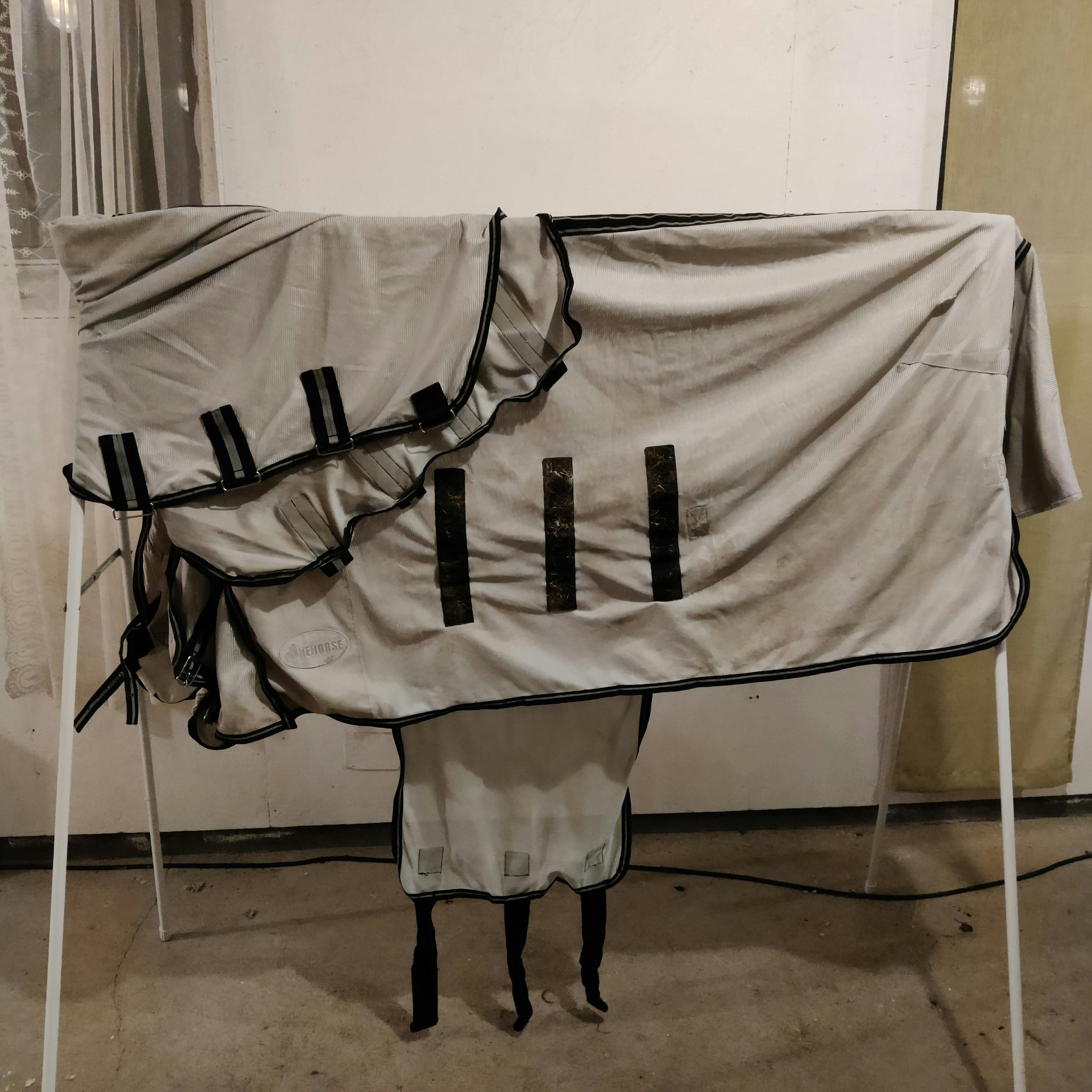 Flugtäcke med hals 125 cm Onehorse