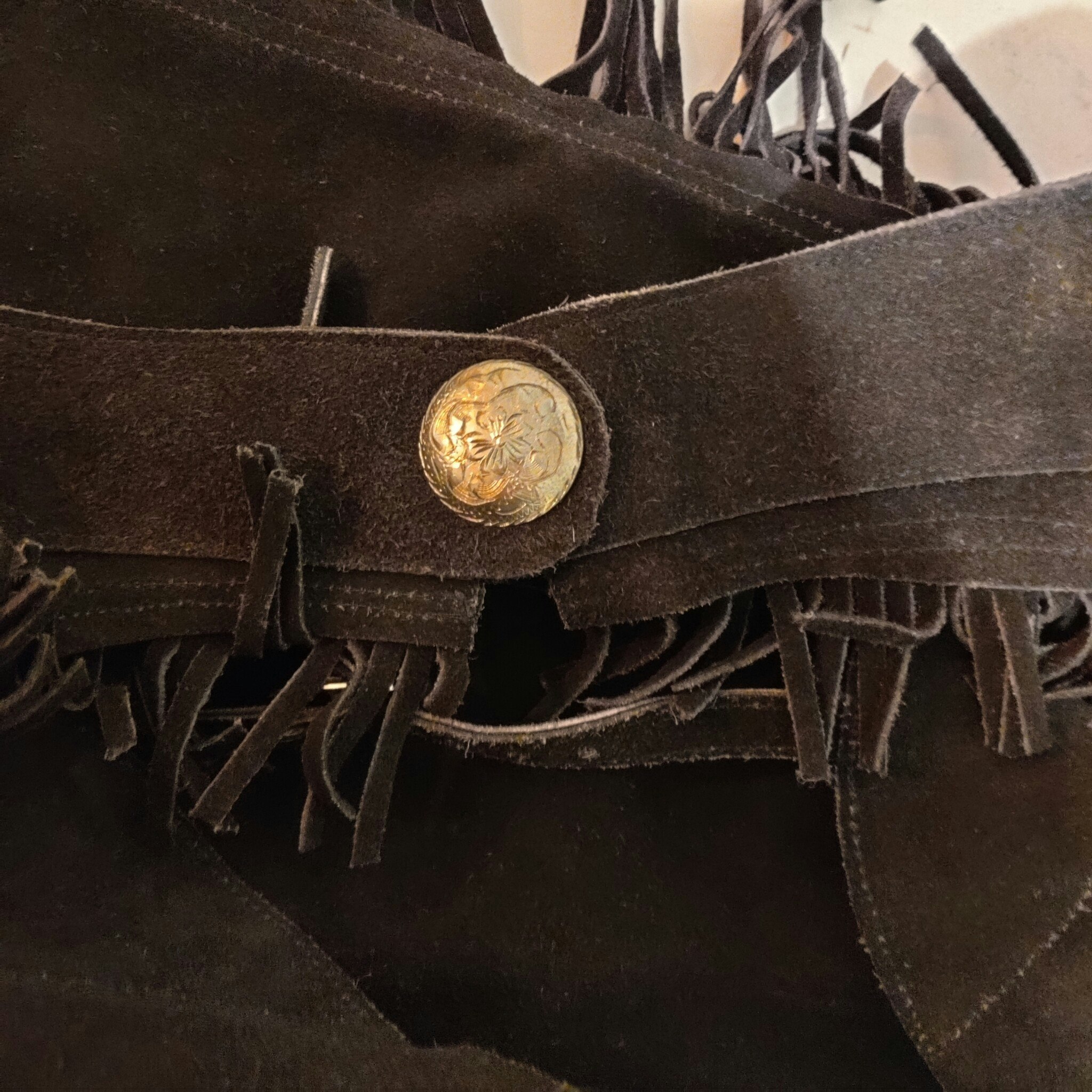 Svarta batwing chaps med fransar LARGE