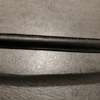 Svart pannband  40 cm FULL