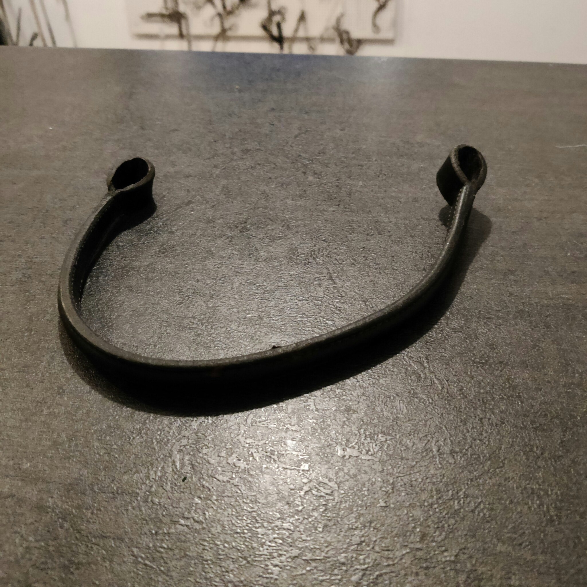Svart pannband  40 cm FULL