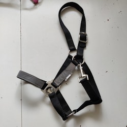 Svart reflexgrimma PONNY