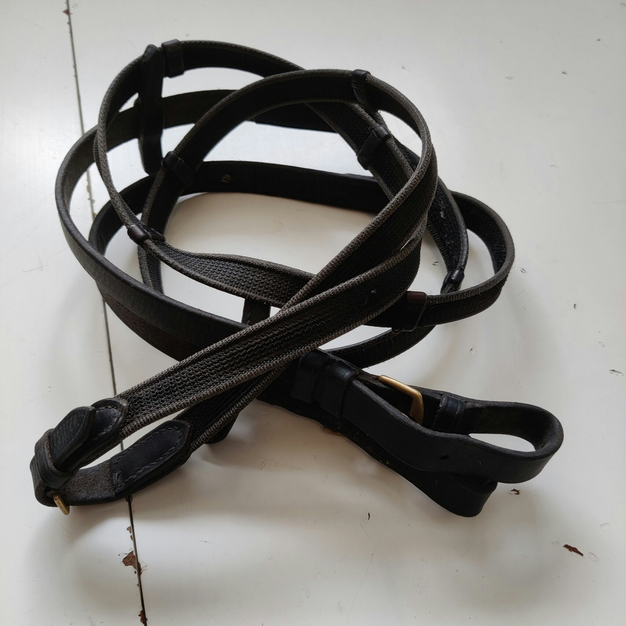 Svarta tyglar med supergrip PONNY