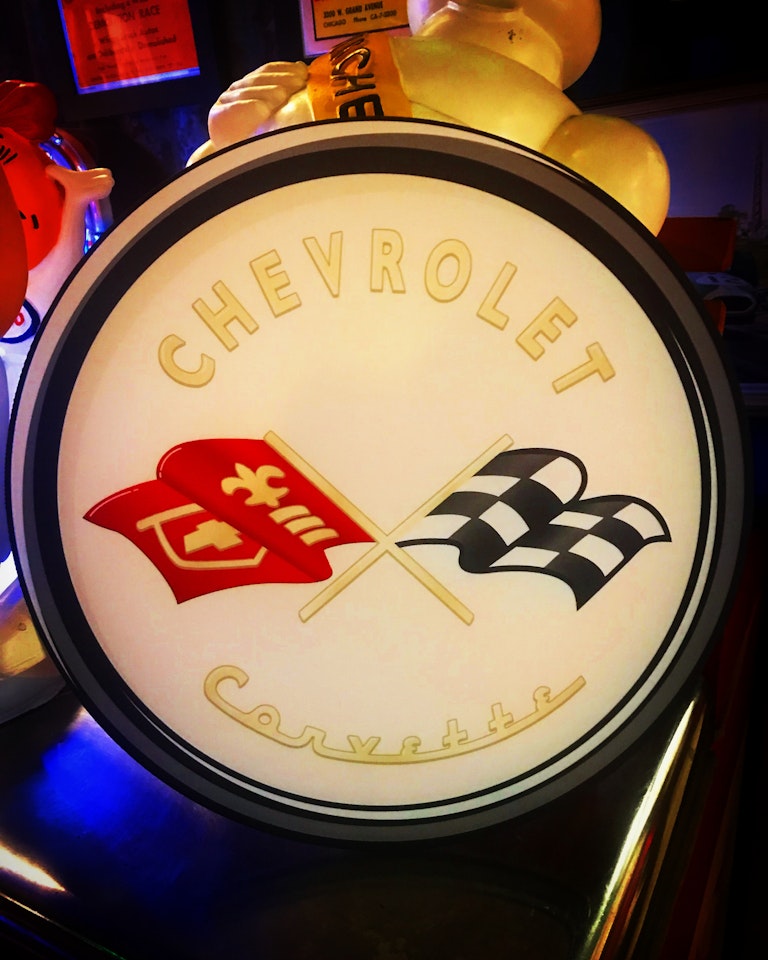 Retro skylt vinyl 30cm Chevrolet Corvette