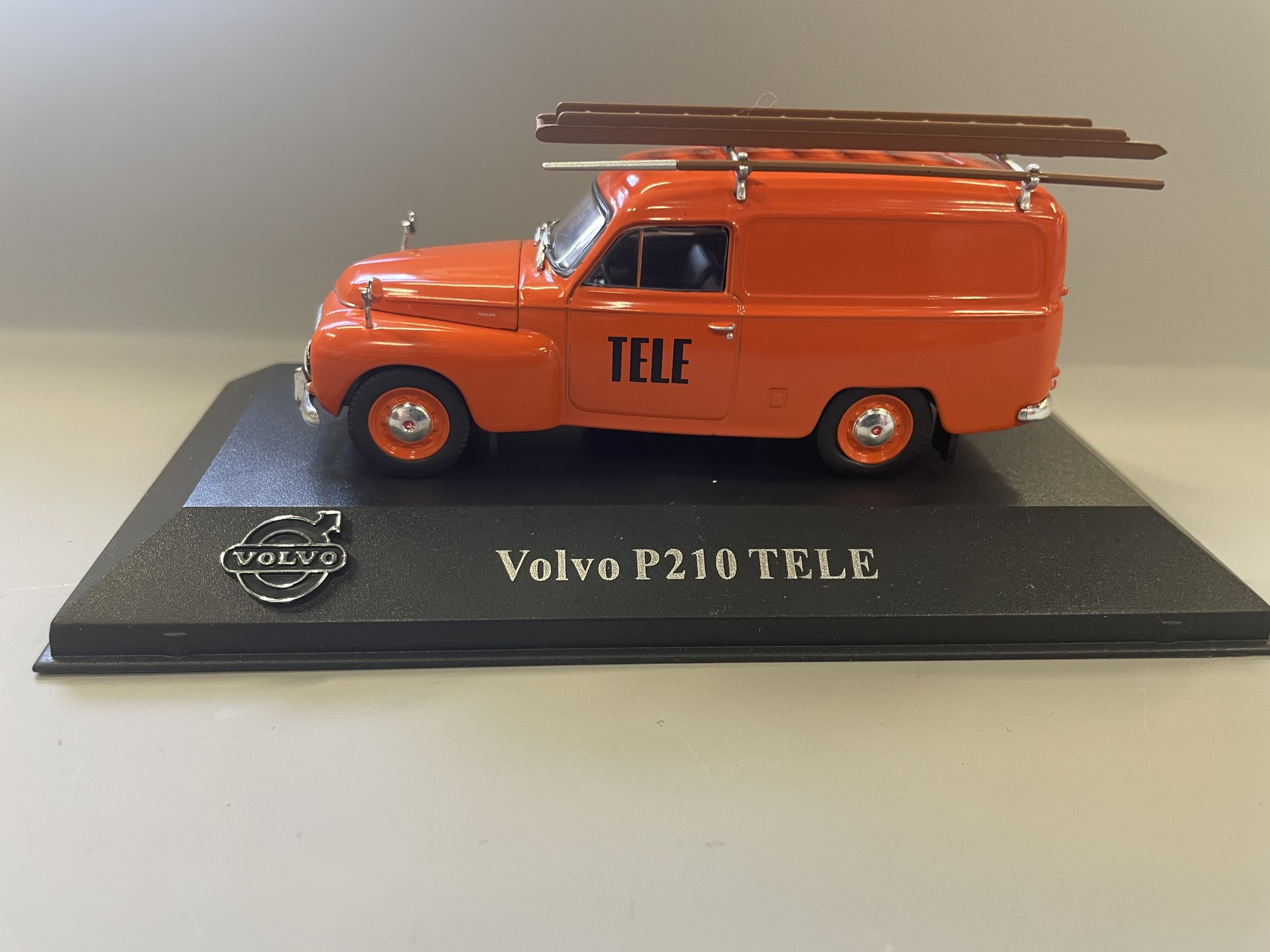 Volvo Duett P210  "Tele"