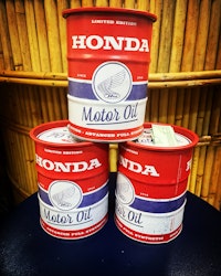 Sparbössa Oljefat Honda Motor oil